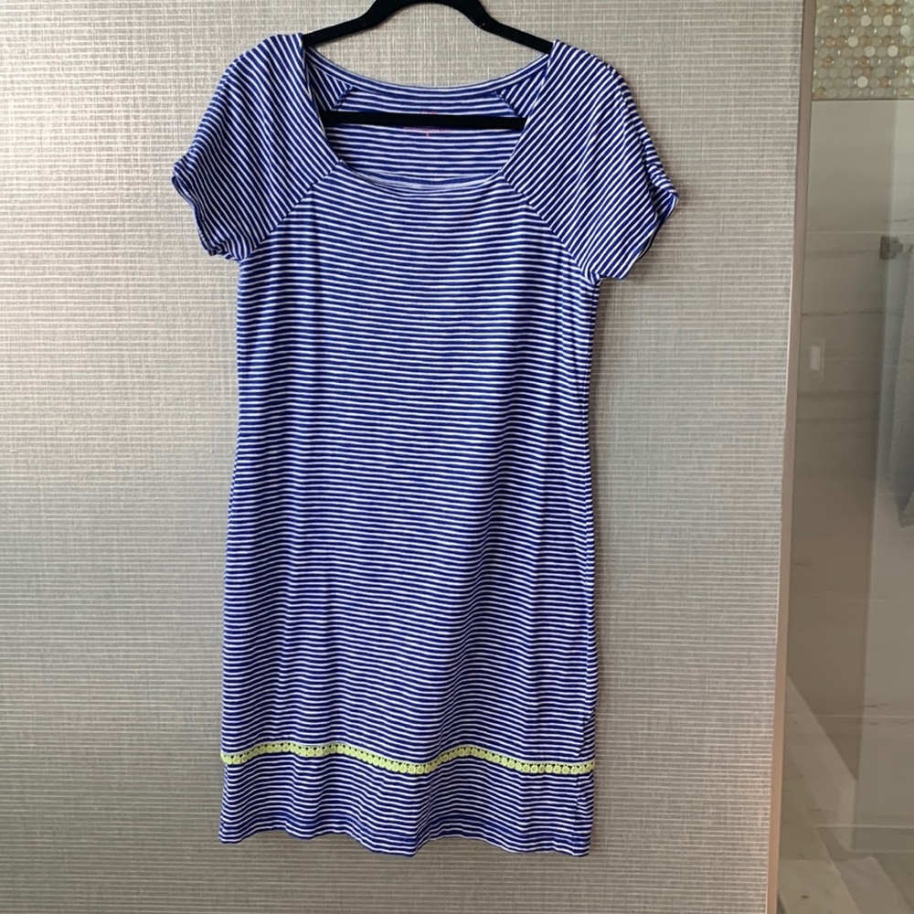 Vineyard vines blue striped dress